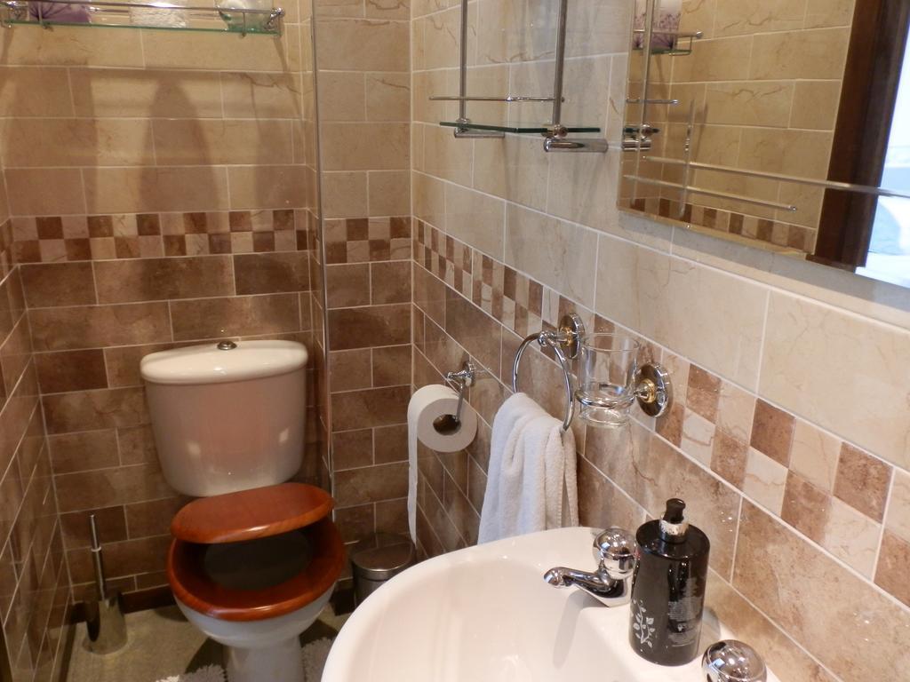 Saline Balnacraig Bed & Breakfast エクステリア 写真